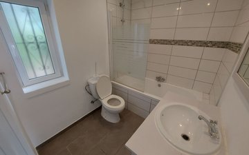 Property slide 30