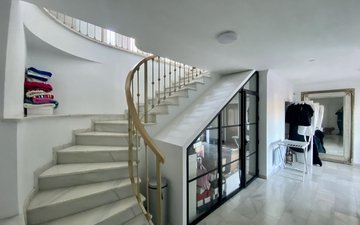 Property slide 22