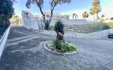 Property slide 24