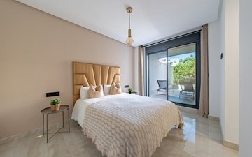 Property slide 22