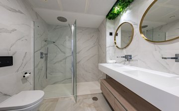 Property slide 24