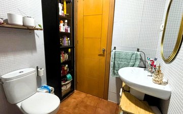 Property slide 21