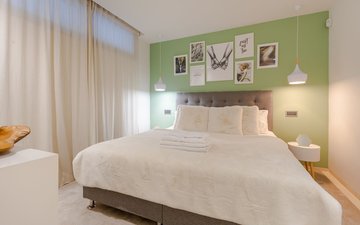 Property slide 16