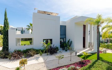Property slide 39
