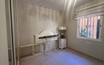 Property slide 16