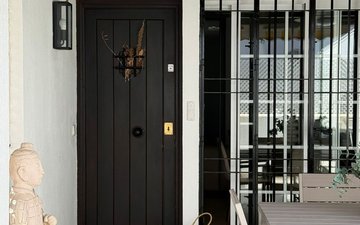 Property slide 17