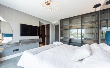 Property slide 25