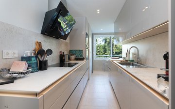 Property slide 7