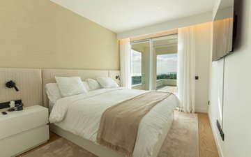 Property slide 18