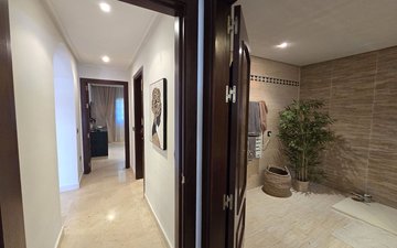 Property slide 20