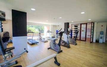Property slide 35