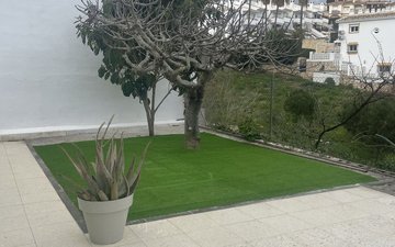 Property slide 10