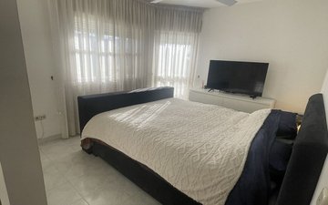 Property slide 33