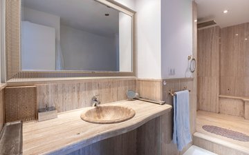 Property slide 20