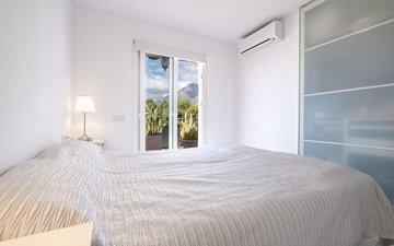 Property slide 22