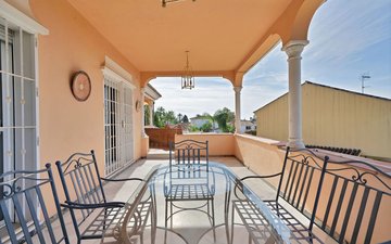 Property slide 18