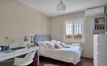 Property slide 61