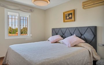Property slide 73