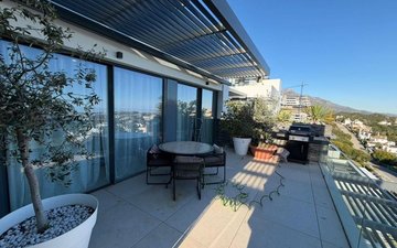 Property slide 16