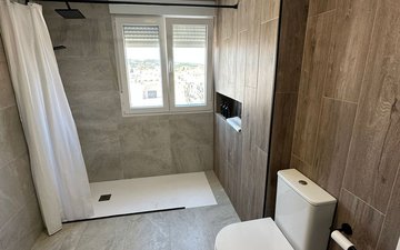 Property slide 16