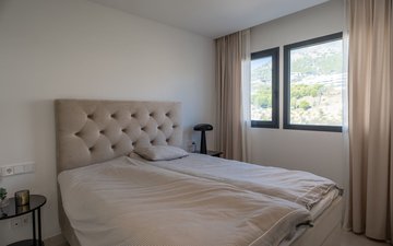Property slide 22