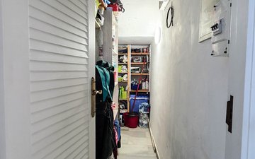 Property slide 33