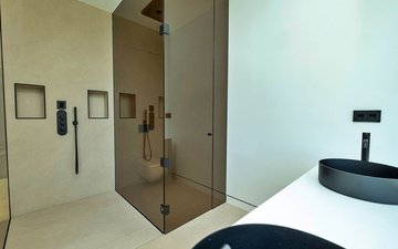 Property slide 22