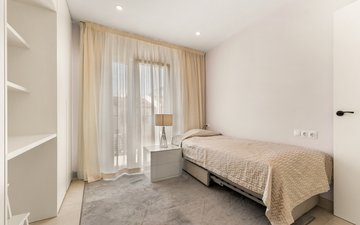 Property slide 21