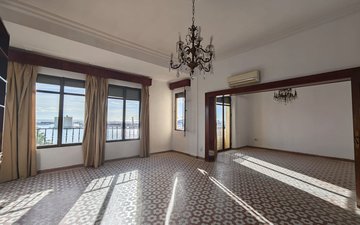 Property slide 10