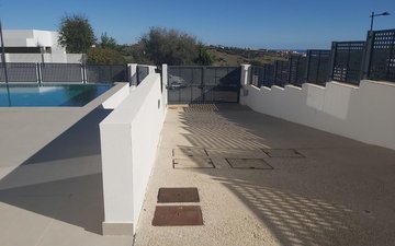 Property slide 21