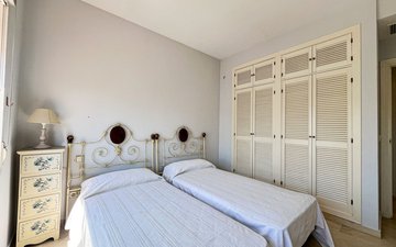 Property slide 20