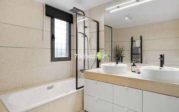 Property slide 20