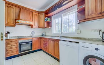 Property slide 19