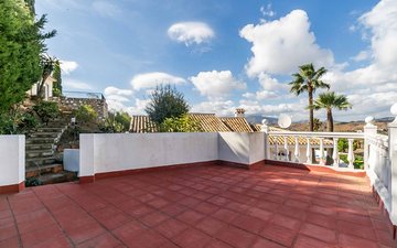 Property slide 48