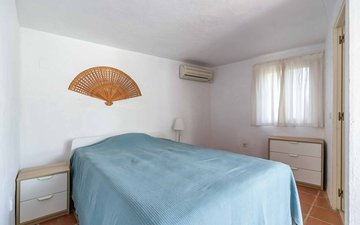 Property slide 50