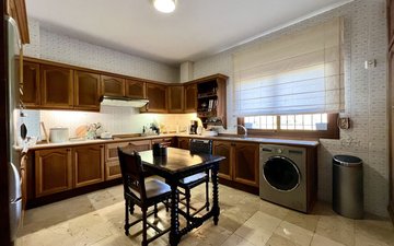 Property slide 21