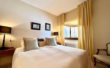 Property slide 25