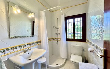 Property slide 33