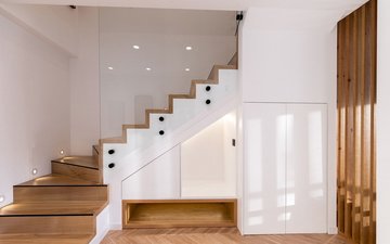 Property slide 10