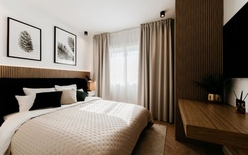 Property slide 7