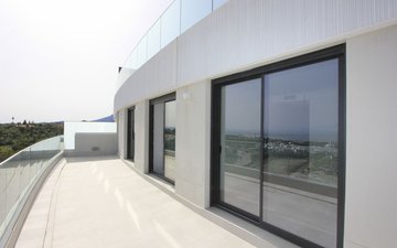 Property slide 18