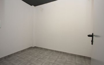 Property slide 44