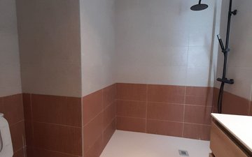 Property slide 16