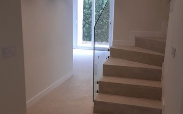 Property slide 18