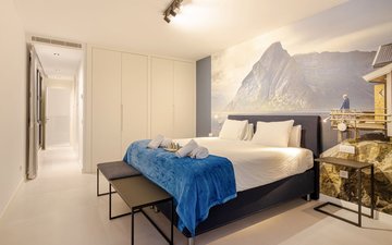 Property slide 20