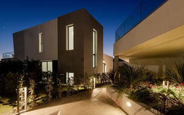 Property slide 24