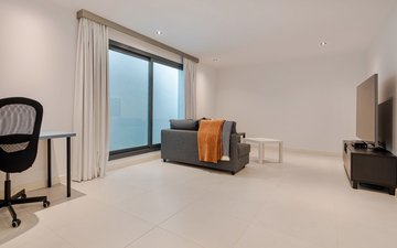 Property slide 25