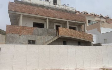 Property slide 9
