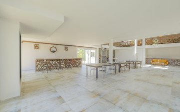 Property slide 59