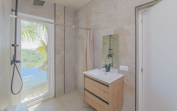 Property slide 64